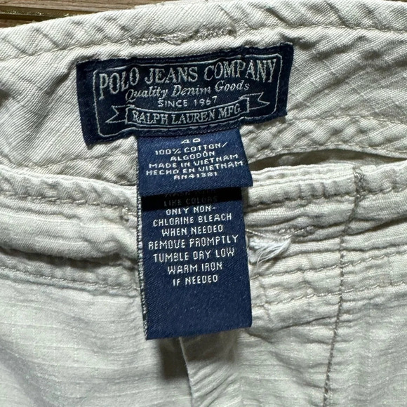 Vintage Ralph Lauren Polo Jeans Khaki tan Cargo Shorts pockets comfortable US40 - Picture 2 of 4